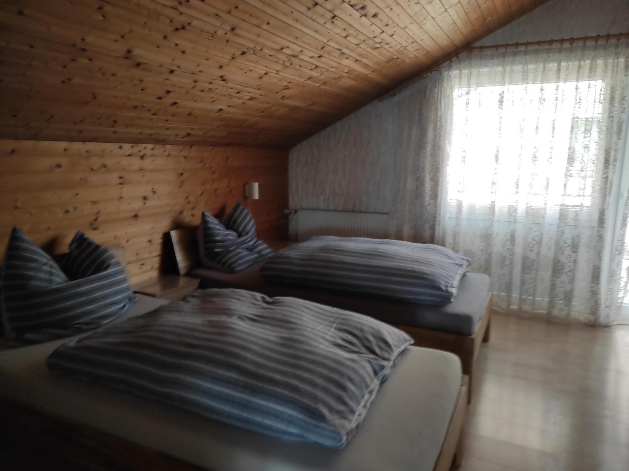Ferienwohnung Gartenblick Ensingen ภายนอก รูปภาพ